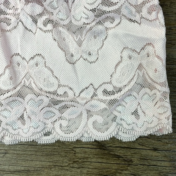 DKNY Women’s Light Pink Lace Bralette, size Small - Picture 3 of 5